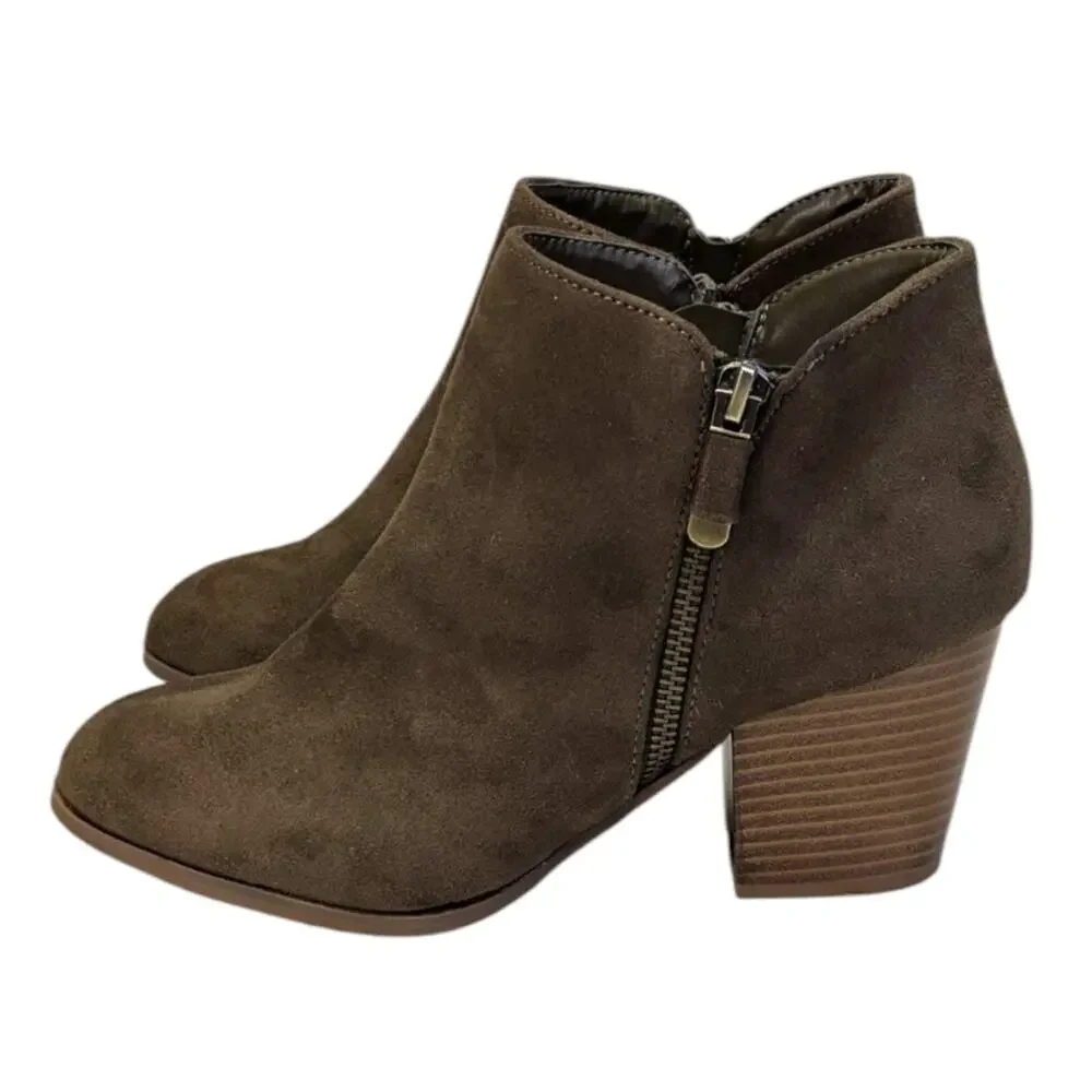 Style & Co Ankle Masrina Booties EUC Size 8W    S3780